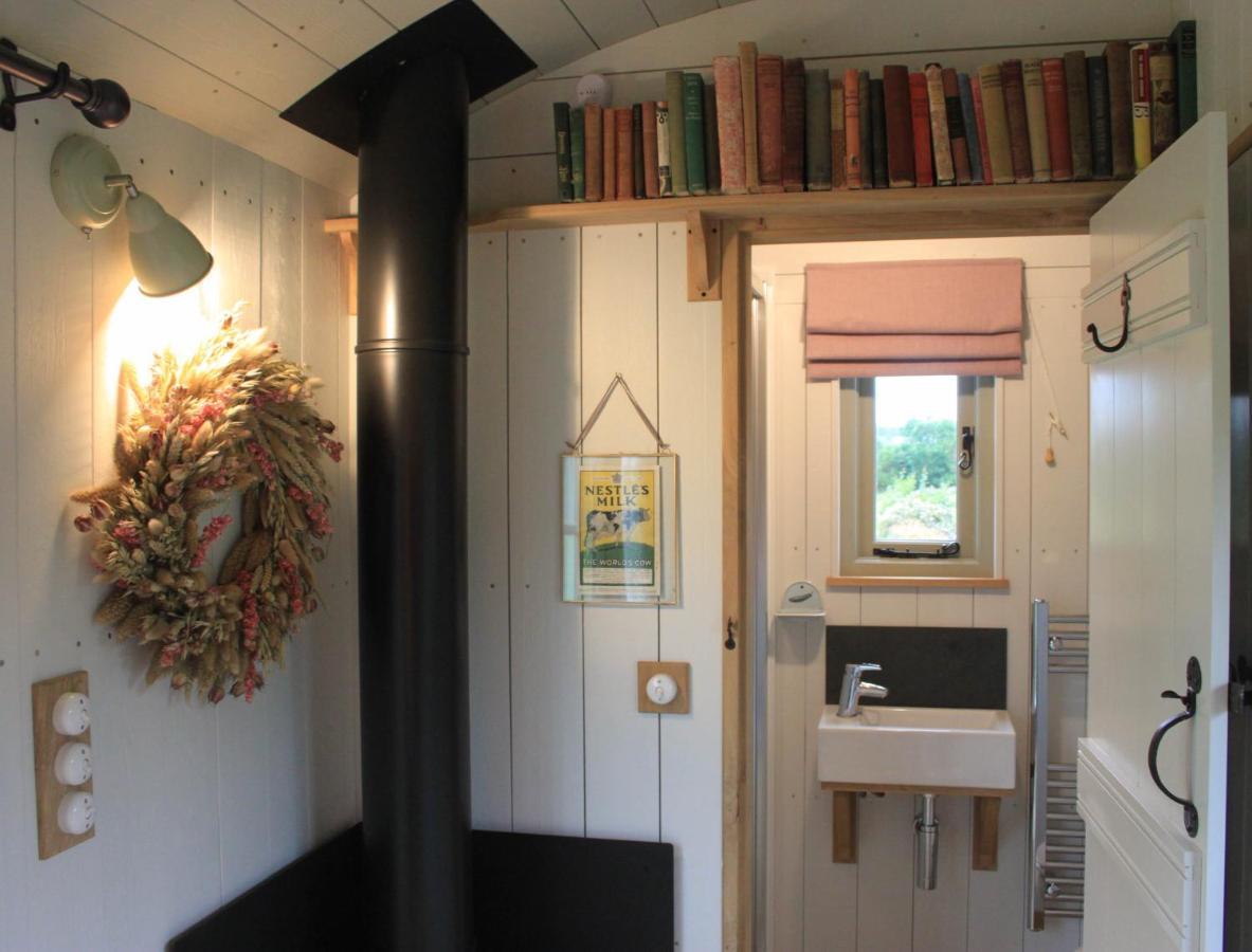 The Parlour, For Alton Towers & The Peak District Villa Uttoxeter Buitenkant foto
